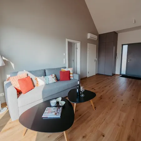 Appartement An Der Lage à Spielfeld Extérieur photo